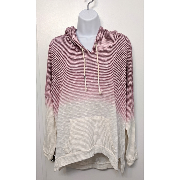 Titika oversized ombre lightwt sweater size m/L